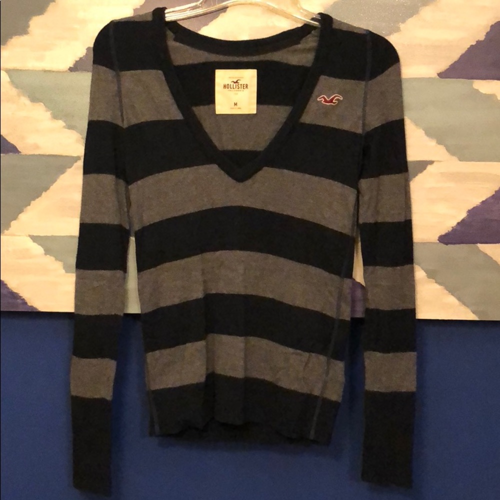 Hollister long sleeve sweater